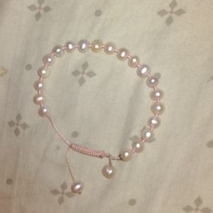 Pearl bracelet